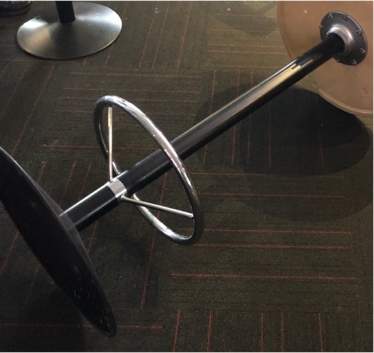 20190819 Specialfremstillet cafebordstel. 8 stk. 110cm, 4 stk. 70cm 