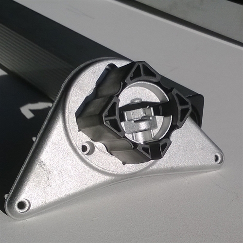 Topflange, firkantet bordben